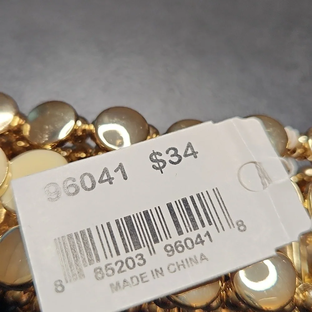 NWT Cookie Lee Cream And Goldtone Circles Stretch Bracelet - Picture 5 of 6